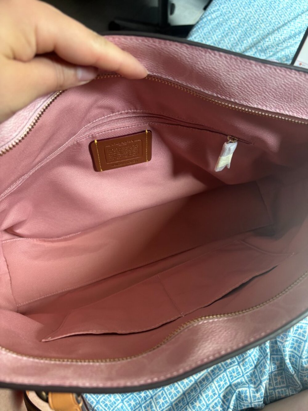 Coach Outlet Station Tote Bag In Signature Canvas - Picture 7 of 7